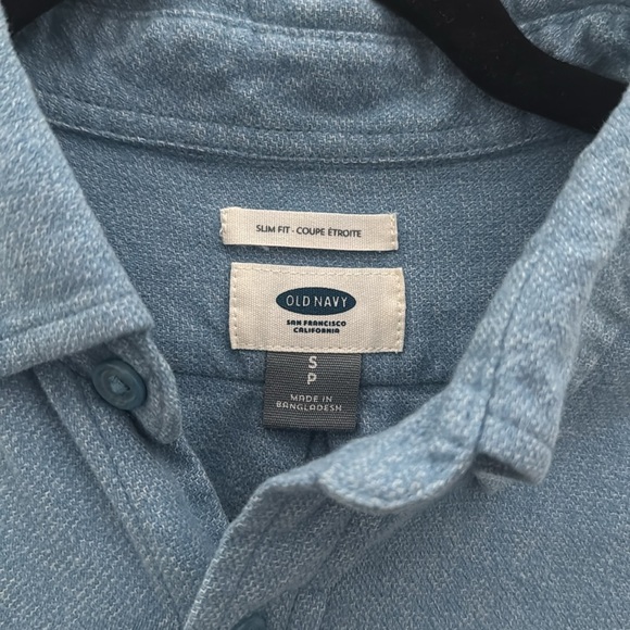 Old Navy Men’s Slim Fit Light Blue Button Down Shirt Size S - Picture 3 of 5